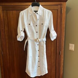 Banana Republic White Buttoned Shirt Dress with Notched Collar